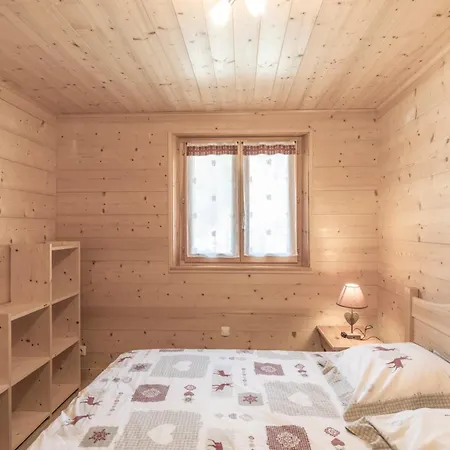 Chalet Les Laouchets - 8 Pers